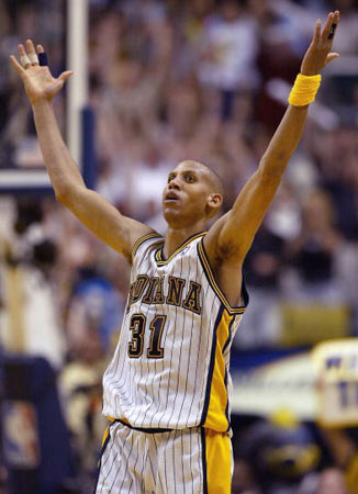 不仅是一名 不仅是一名